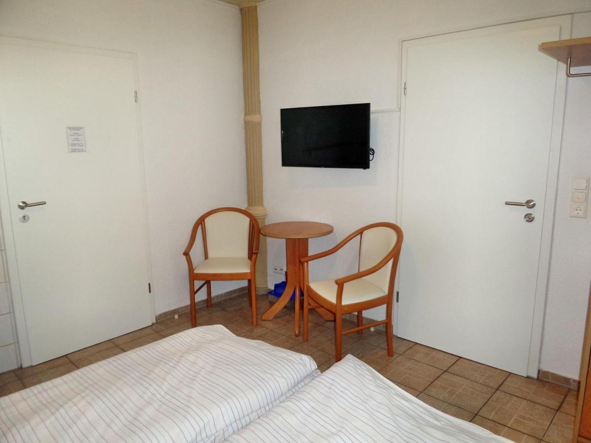 Hotel An Der Karlstadt เบรเมอร์ฮาเฟิน ภายนอก รูปภาพ