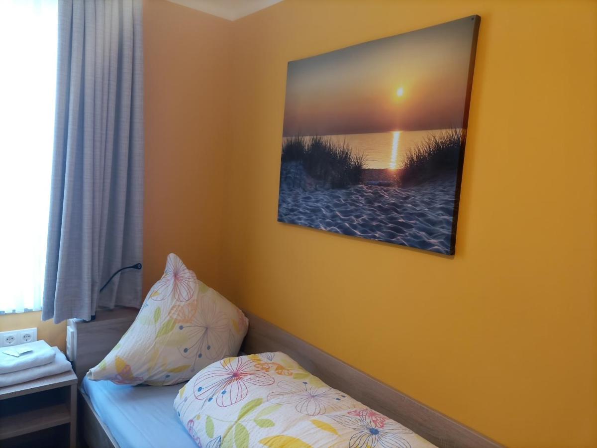 Hotel An Der Karlstadt เบรเมอร์ฮาเฟิน ภายนอก รูปภาพ