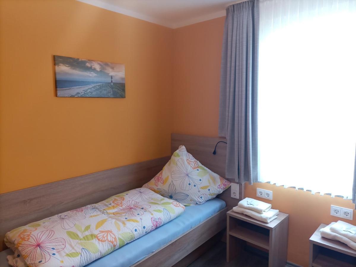 Hotel An Der Karlstadt เบรเมอร์ฮาเฟิน ภายนอก รูปภาพ