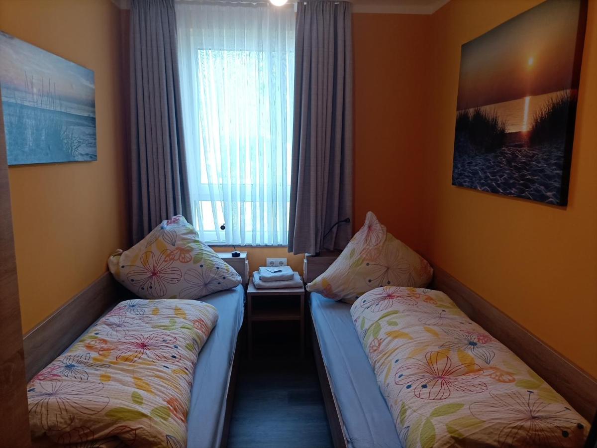 Hotel An Der Karlstadt เบรเมอร์ฮาเฟิน ภายนอก รูปภาพ